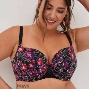 NWOT 46DDD Torrid Back Smoothing Padded Push Up Bra Purple Black Pink Floral